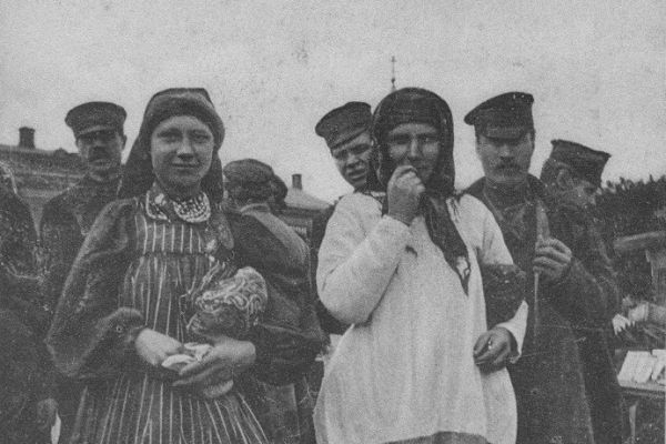 Грех или необходимость: в каких случаях половые связи русских женщин не считались блудом